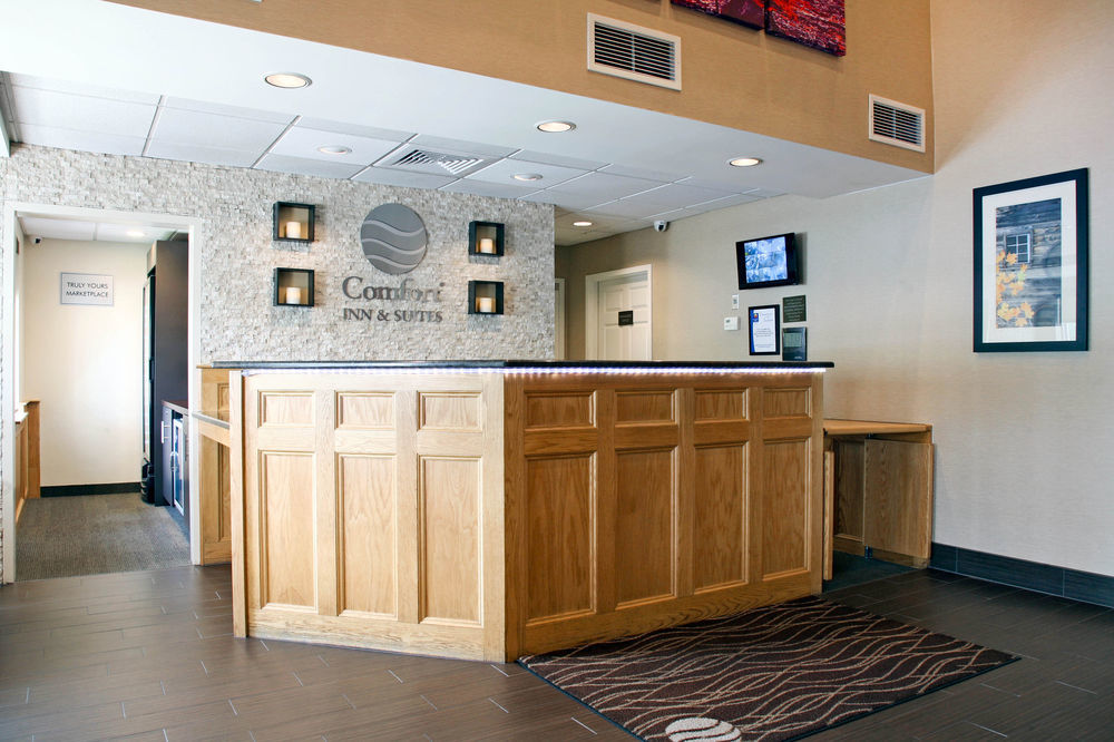 Comfort Inn & Suites Sturbridge-Brimfield Kültér fotó