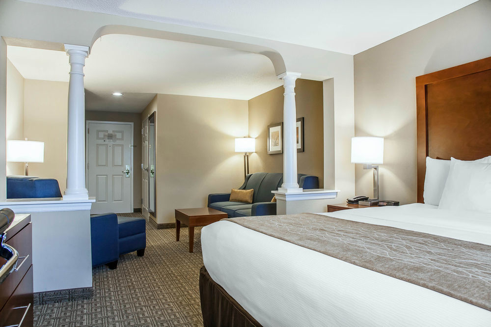 Comfort Inn & Suites Sturbridge-Brimfield Kültér fotó